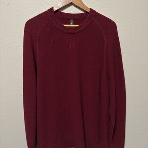 Lululemon Men's Textured Knit Crewneck Sweater
